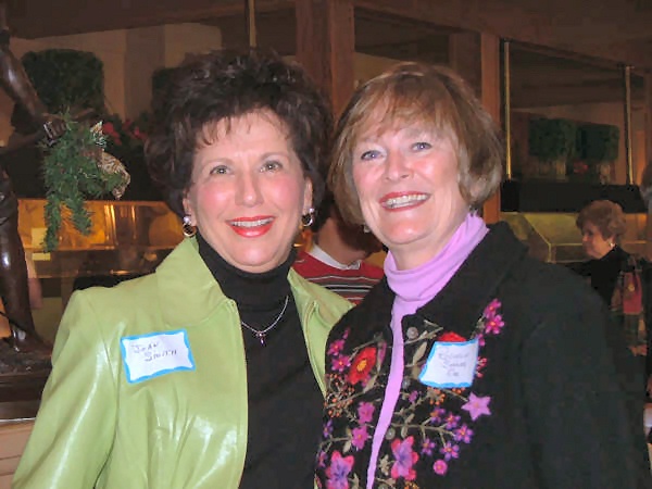 Joan Oeffinger Smith, Rochelle Skinner Oms